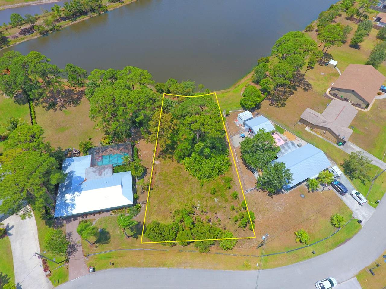 2392 Harrington Avenue - Photo 1