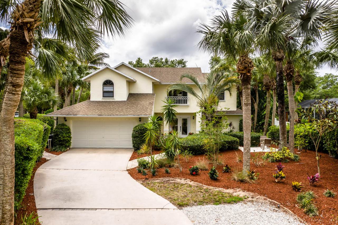 664 Tulip Lane - Photo 1