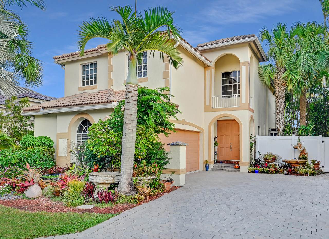 4062 Plumbago Place - Photo 1