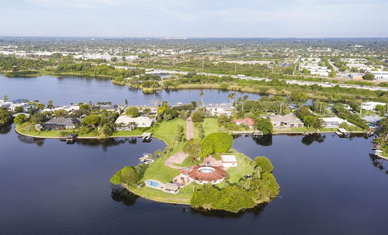 3850 Lake Drive - Photo 1