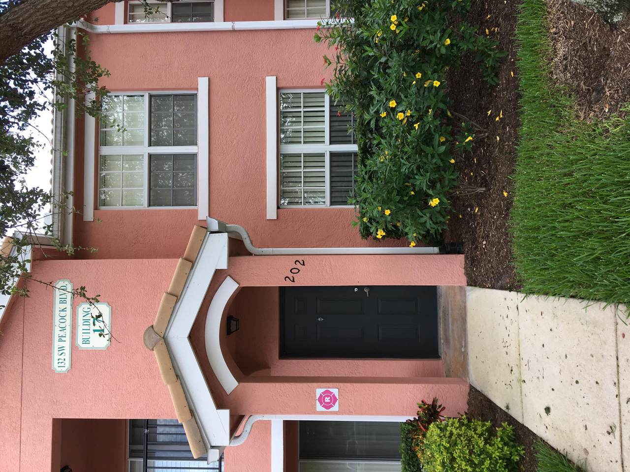 132 Peacock Boulevard - Photo 1