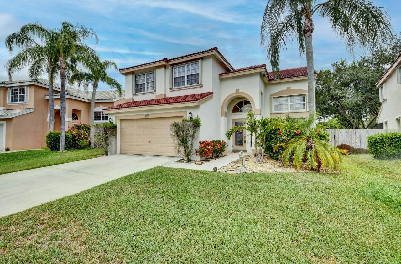 8152 Mystic Harbor Circle - Photo 1