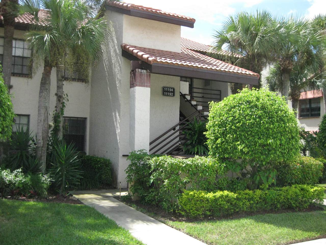 11194 Aspen Glen Drive - Photo 1