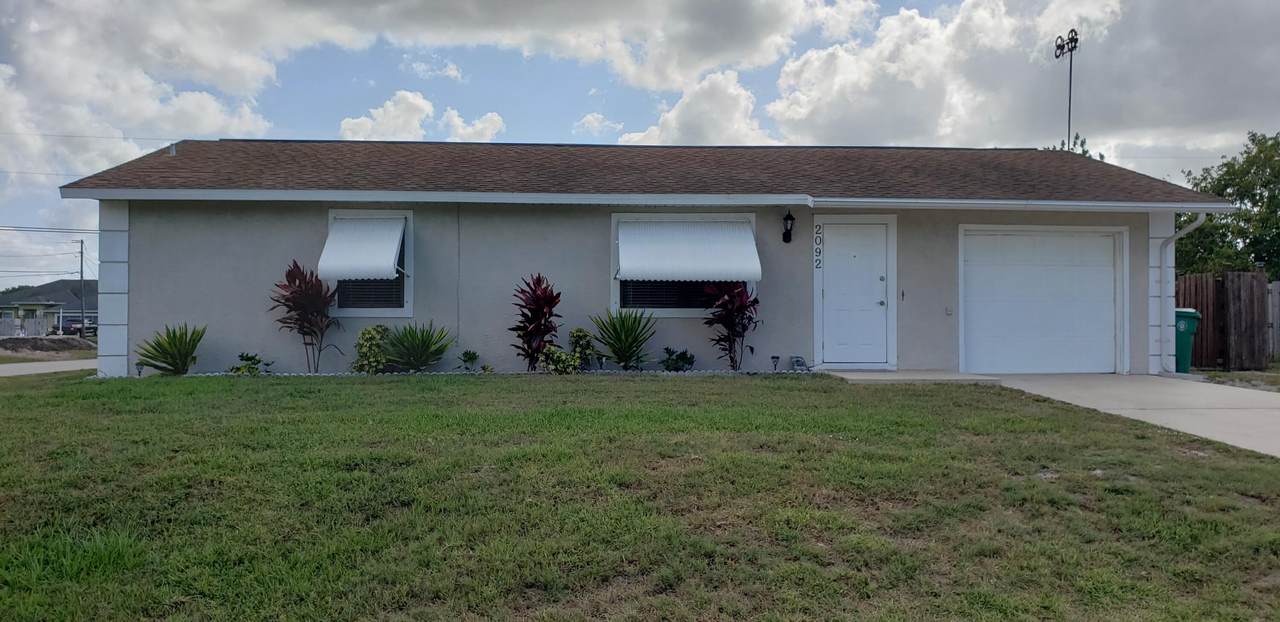 2092 Cameo Boulevard - Photo 1