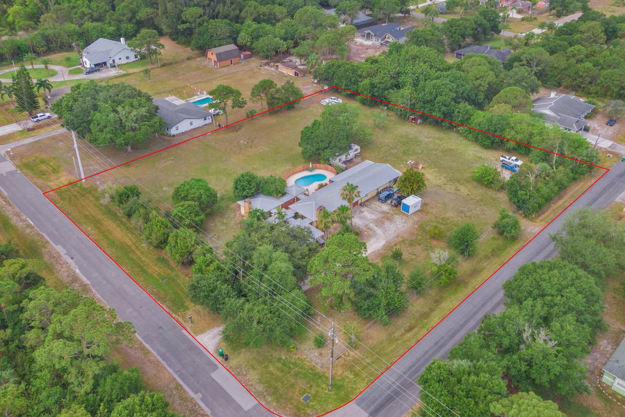 5105 Silver Oak Drive - Photo 1
