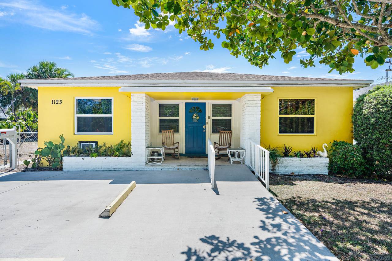 1123 Federal Highway - Photo 1