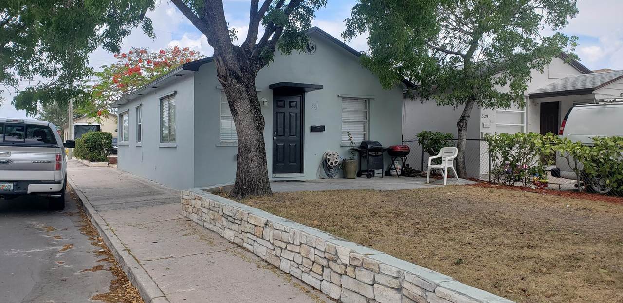 331 F Street - Photo 1