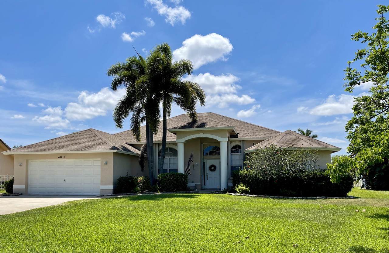 6811 Bayshore Drive - Photo 1