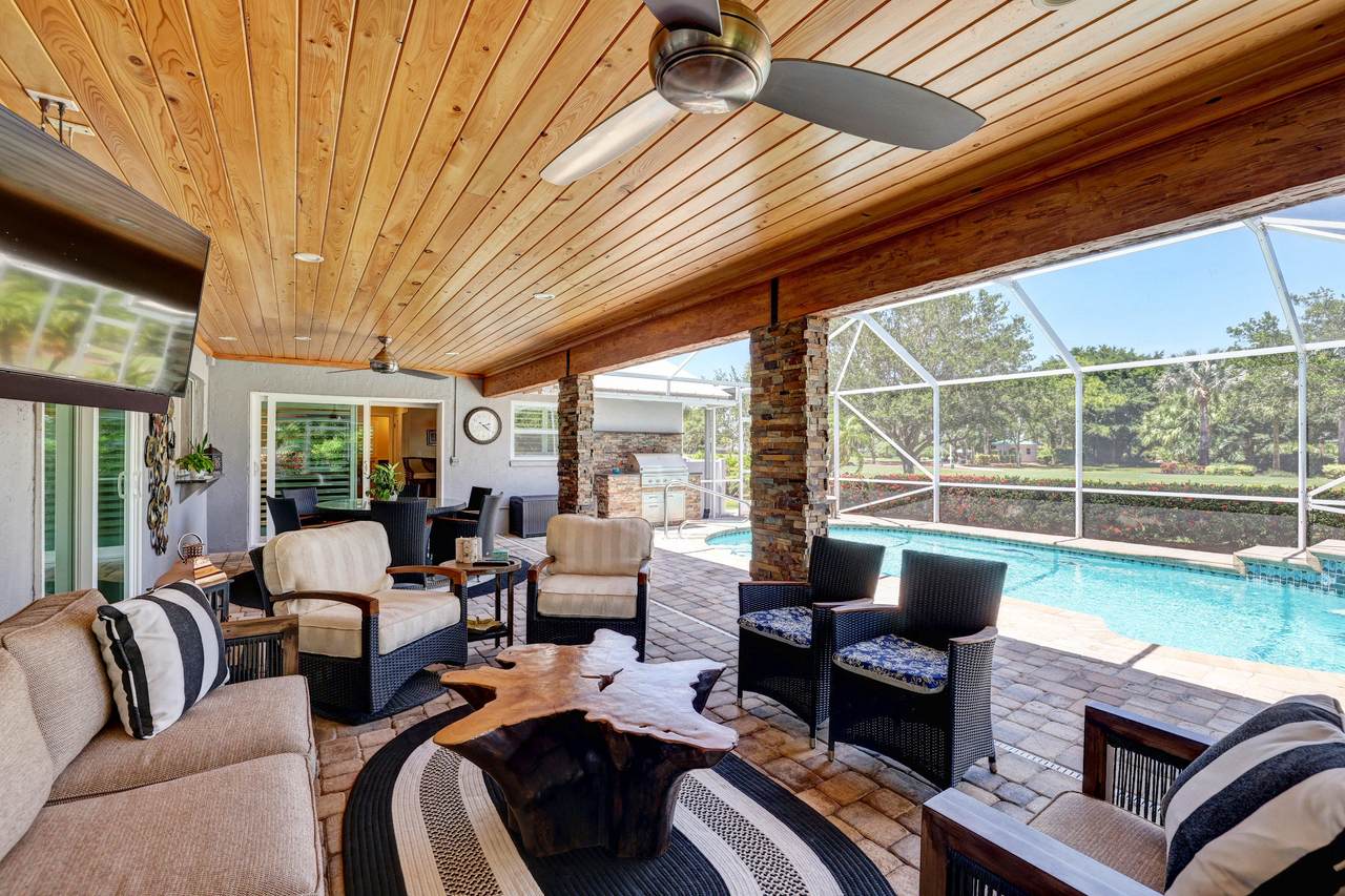 3811 Fairway - Photo 1