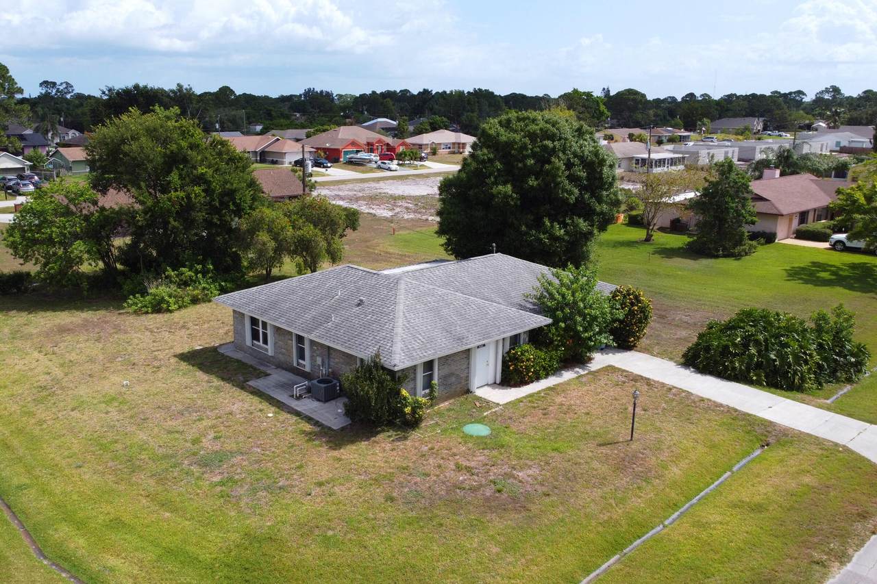 401 Guava Terrace - Photo 1