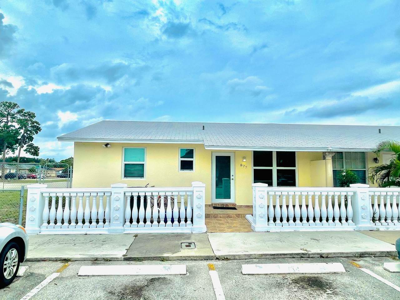 877 Sumter Road - Photo 1