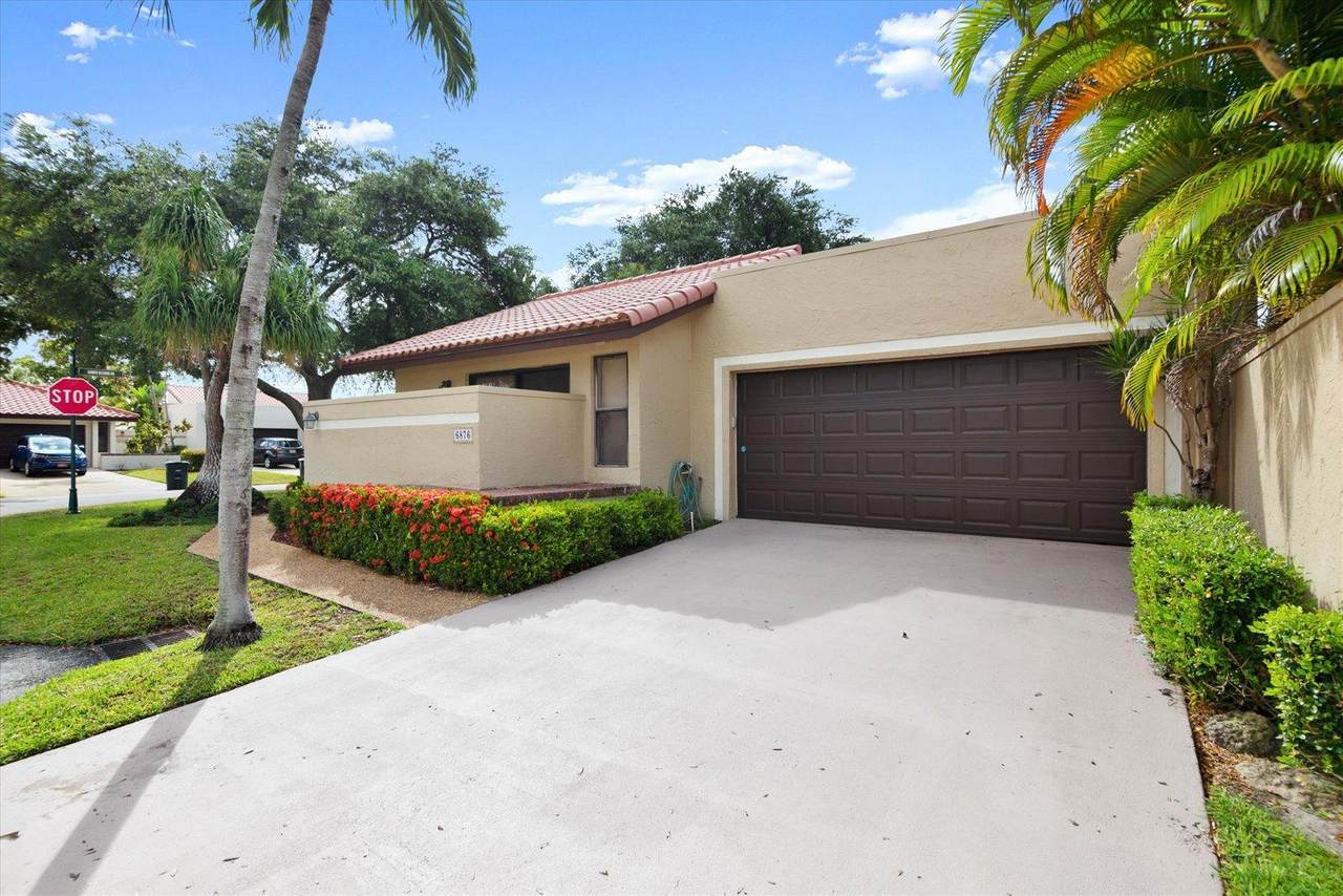 6876 Palmar Court - Photo 1