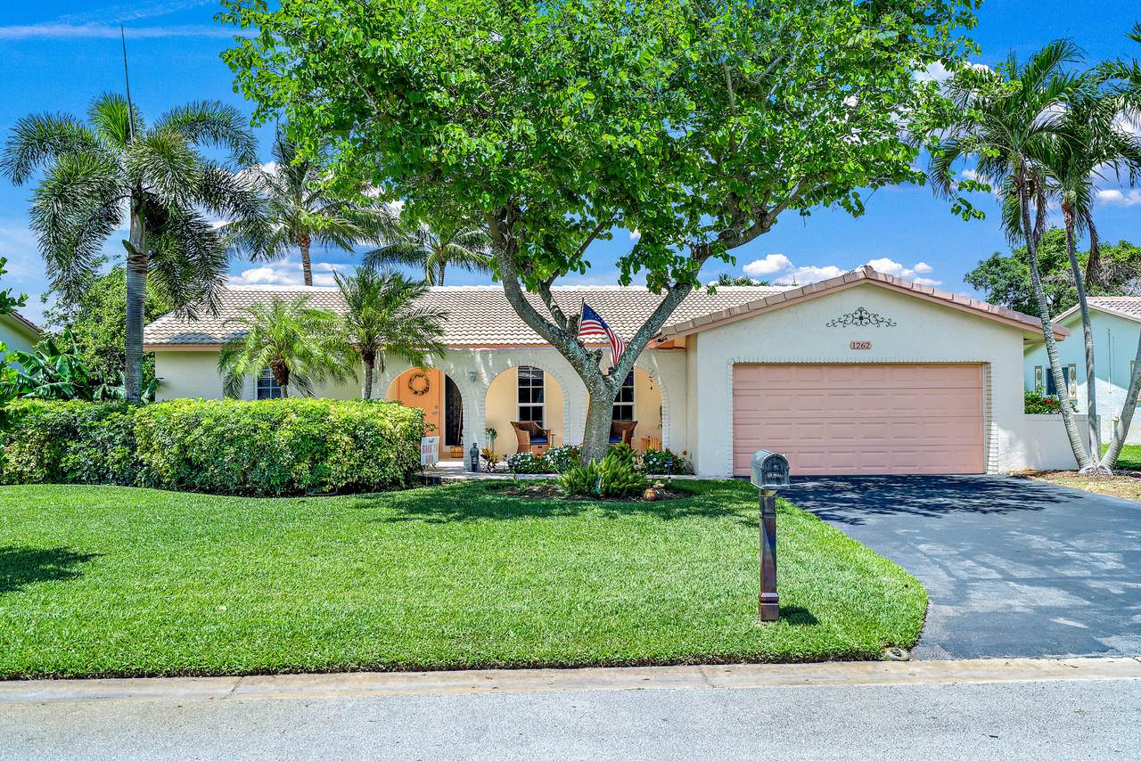 1262 84th Drive - Photo 1
