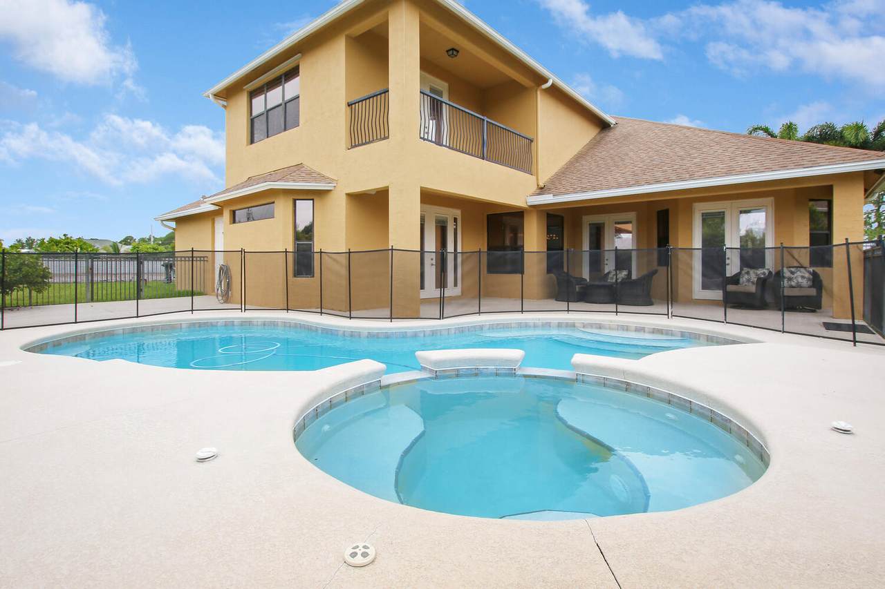 372 Paar Drive - Photo 1