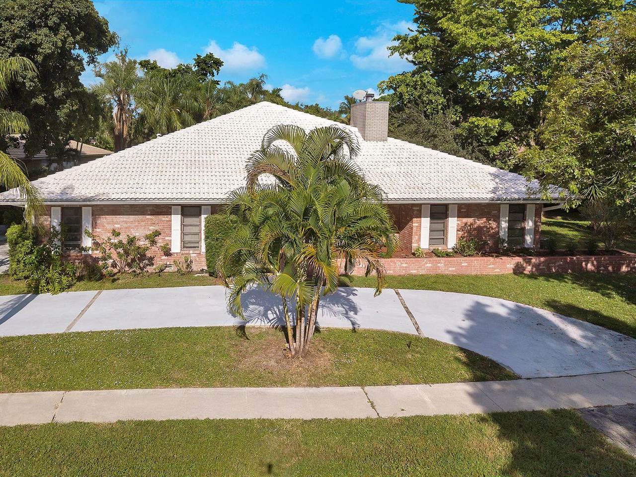 6679 Grande Drive - Photo 1