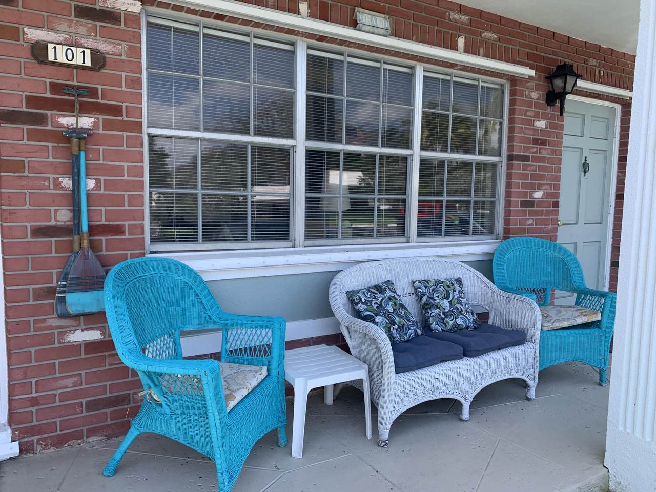 5505 Ocean Boulevard - Photo 1