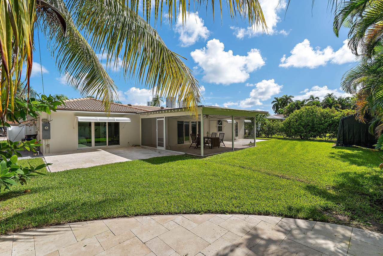 312 Bamboo Road - Photo 1