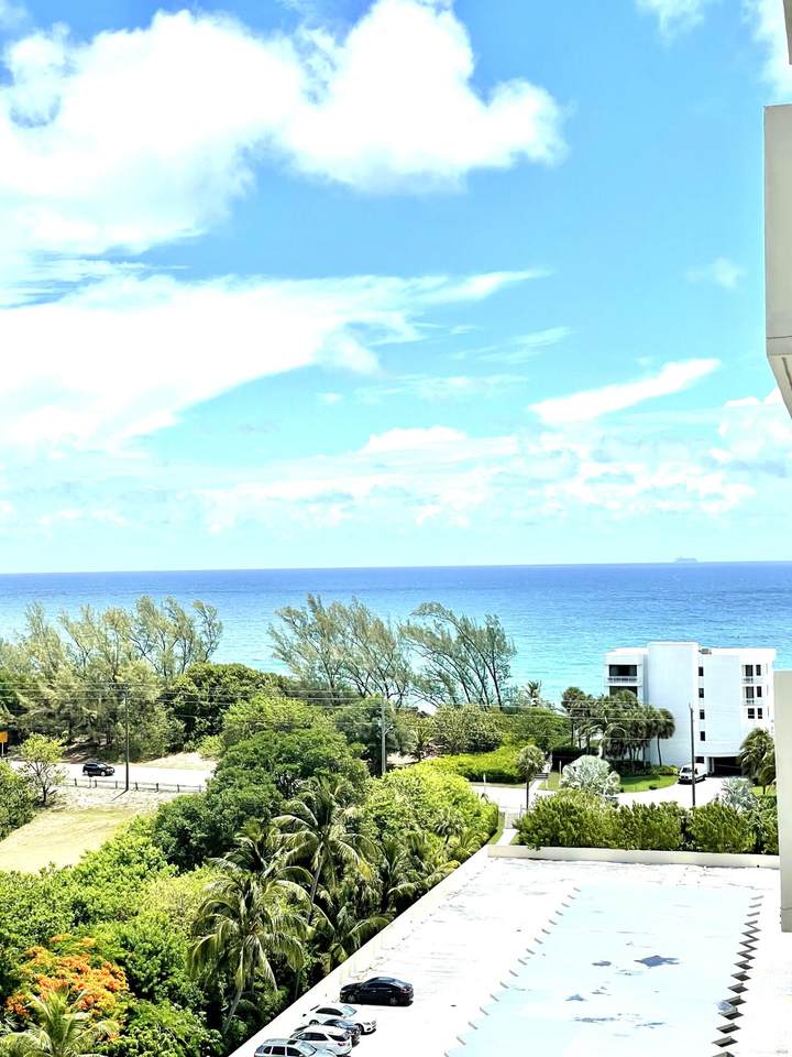 2121 Ocean Boulevard - Photo 1