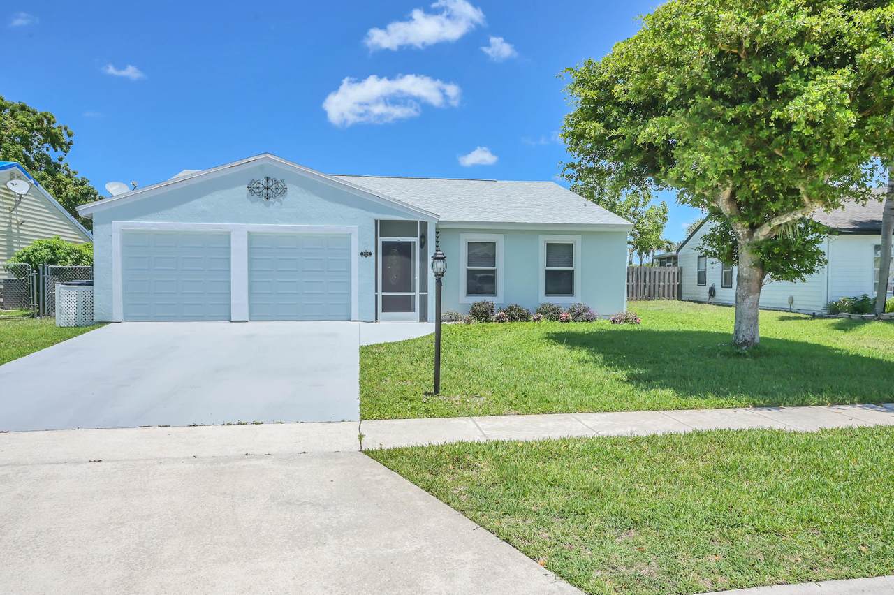 5270 Harwood Lane - Photo 1