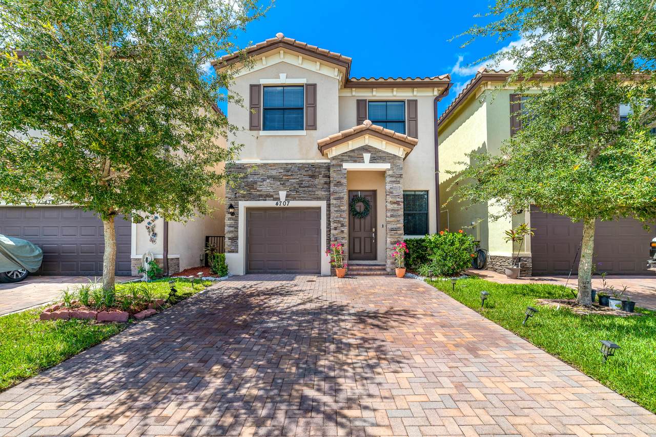 4707 59th Street - Photo 1