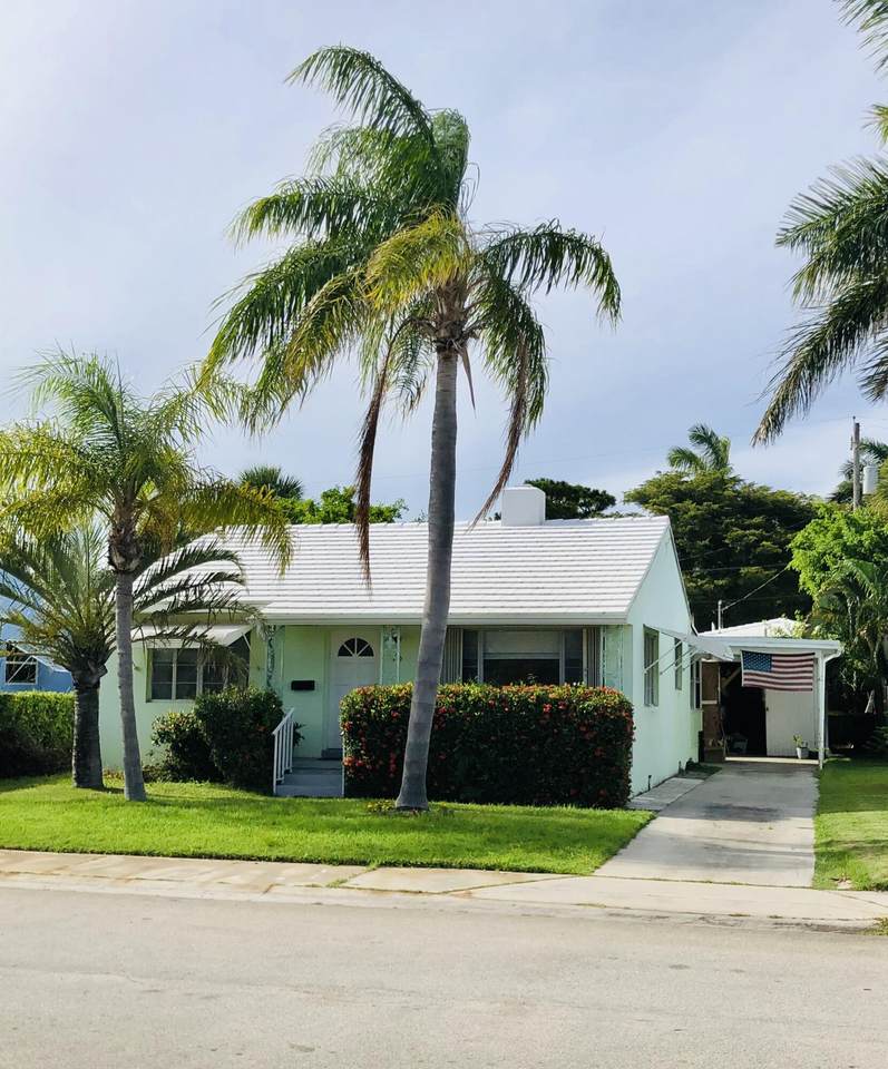 76 18th Avenue - Photo 1