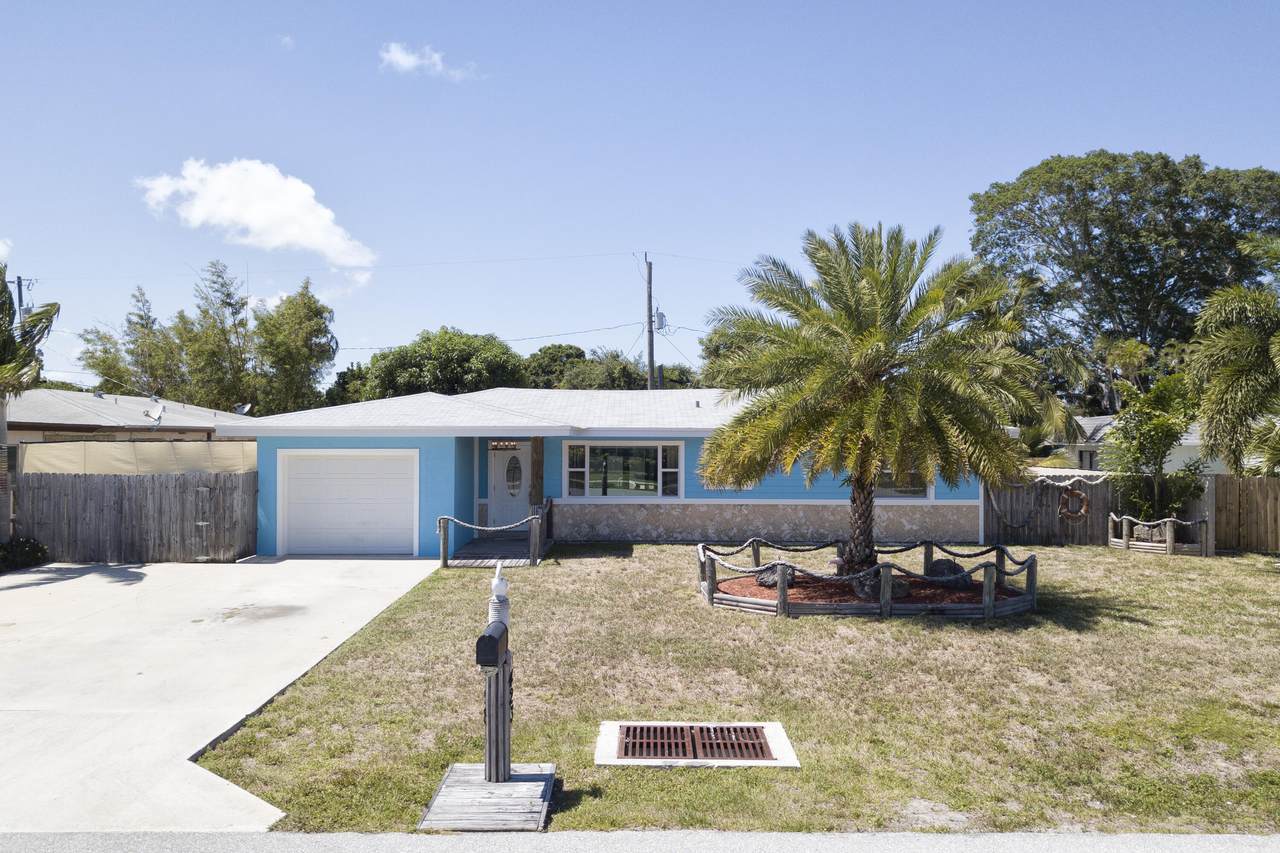 423 1st Avenue - Photo 1