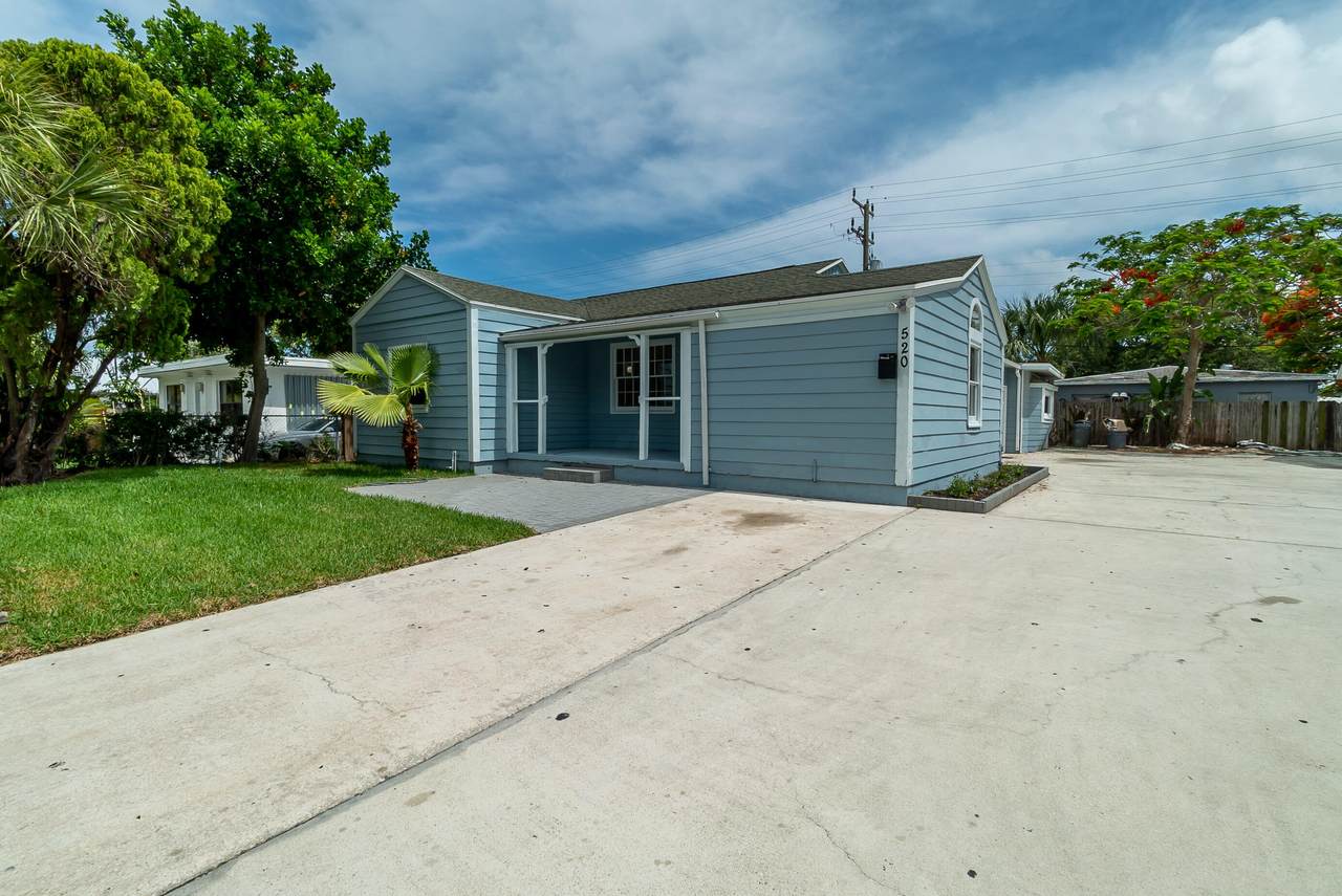 520 45th Street - Photo 1