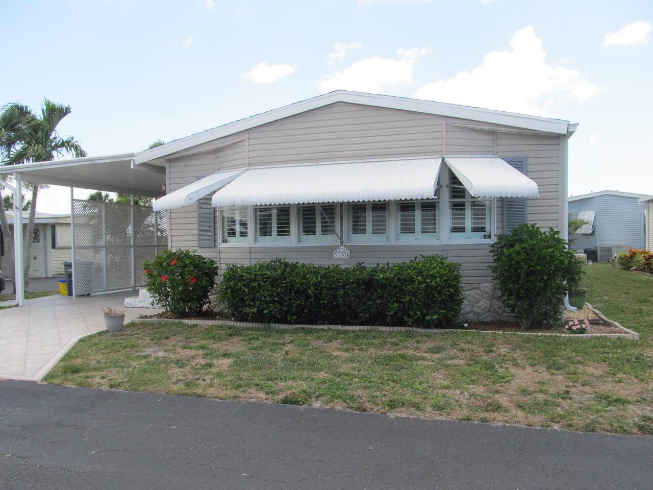 36004 Dron Bay - Photo 1