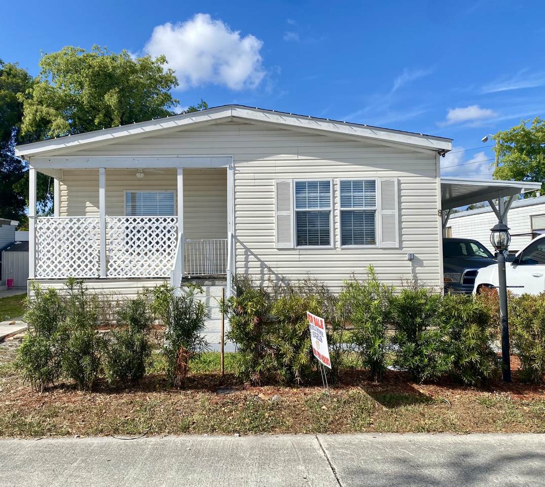 8 Plantation Boulevard - Photo 1