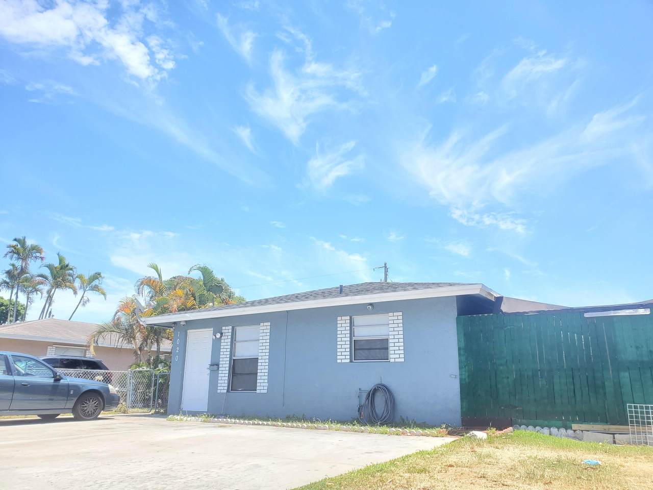 1020 Green Street - Photo 1