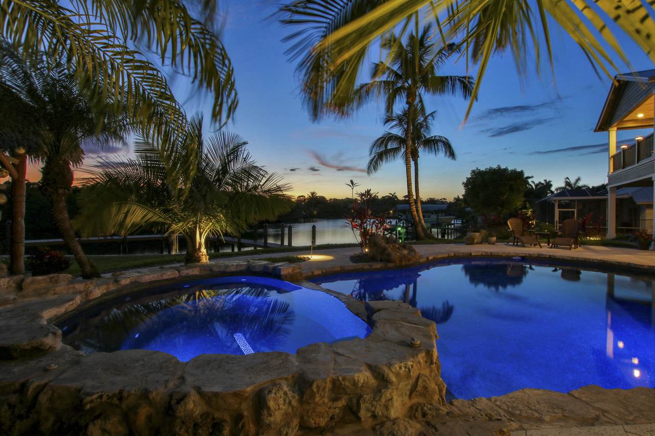 722 Pine Tree Lane - Photo 1