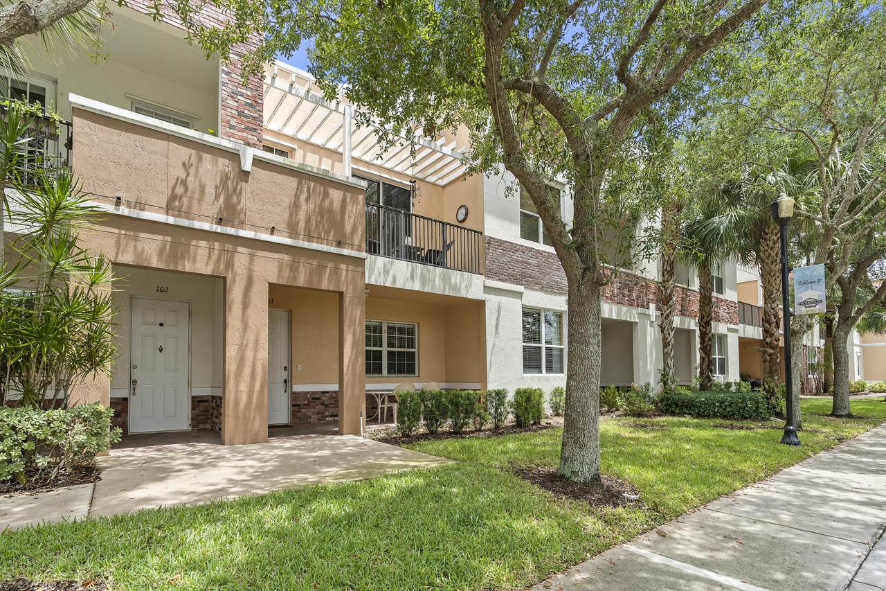 10560 Stephanie Way - Photo 1