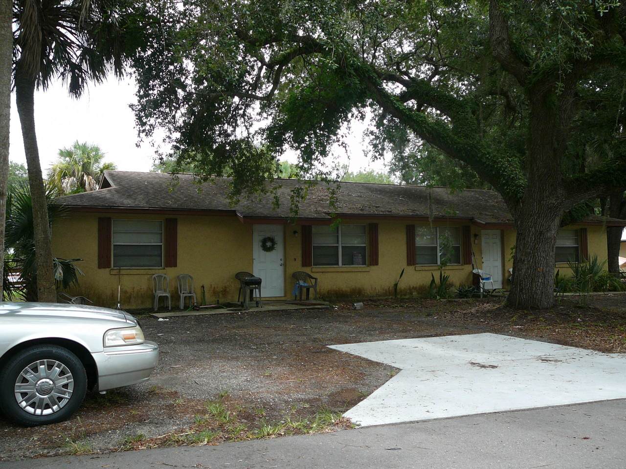 2768 Niagara Avenue - Photo 1