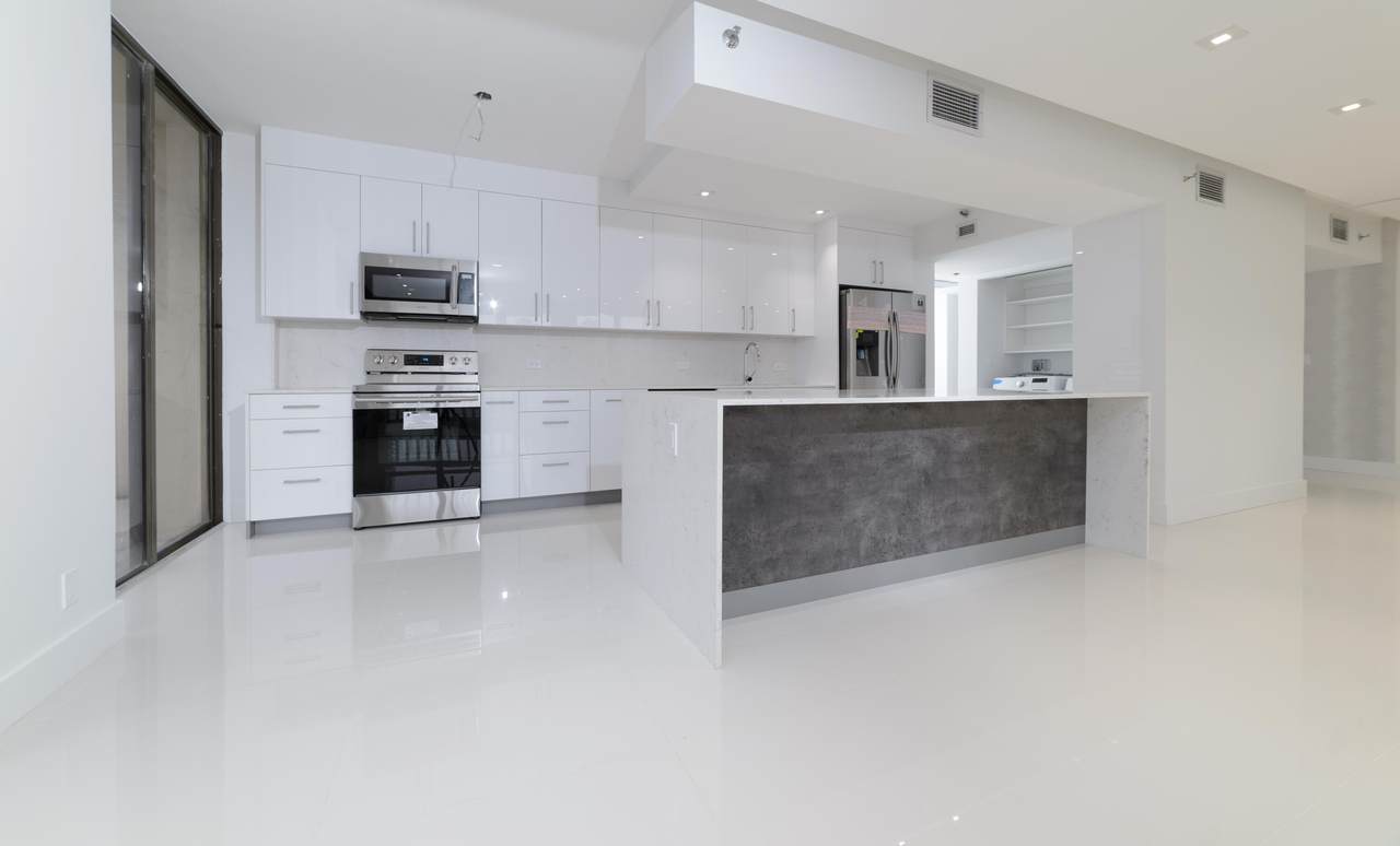 19355 Turnberry Way - Photo 1