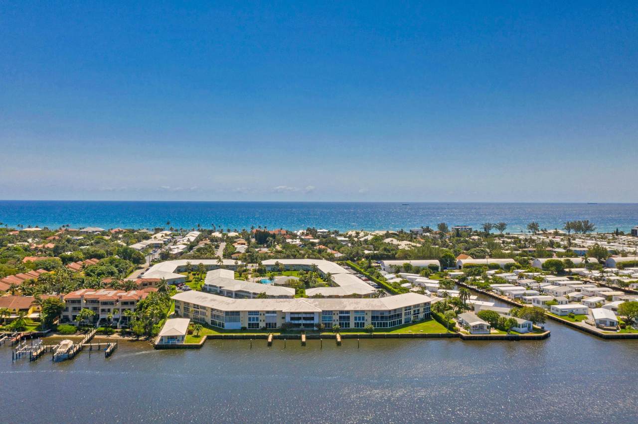 5550 Ocean Boulevard - Photo 1