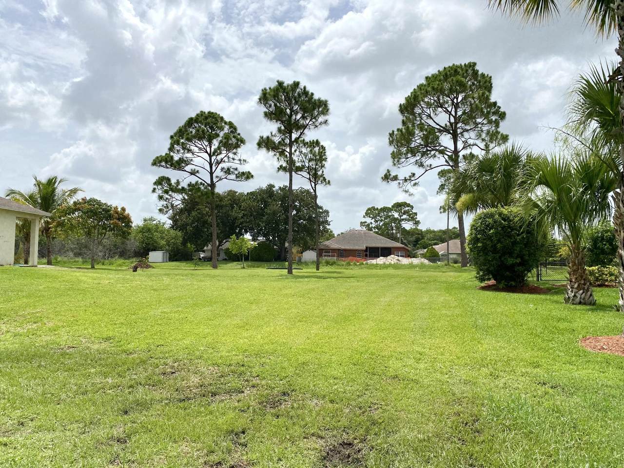 2626 Calder Street - Photo 1