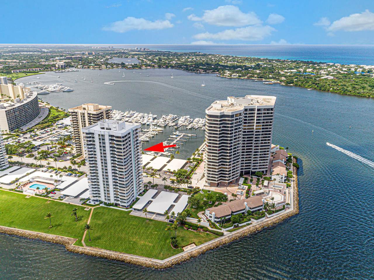 115 Lakeshore Drive - Photo 1