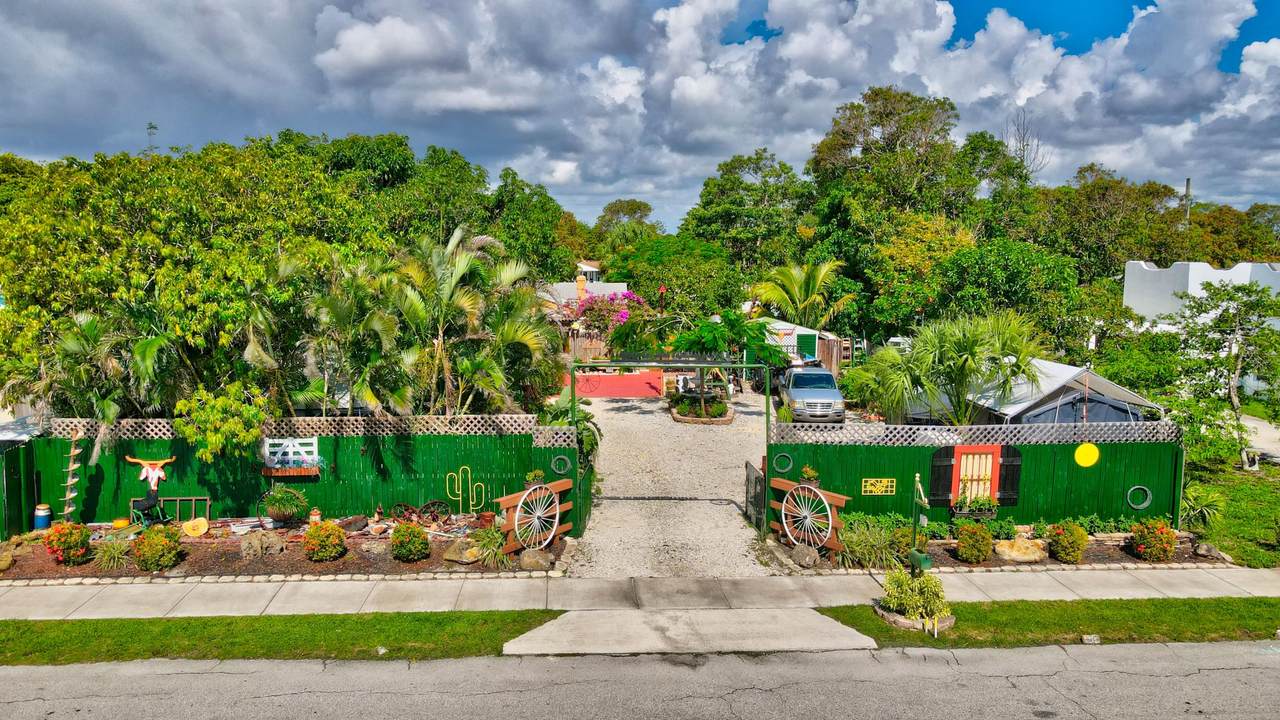 236 1st Avenue - Photo 1