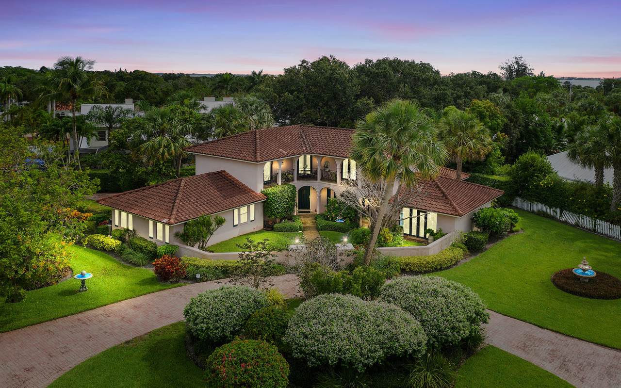 70 River Road - Photo 1