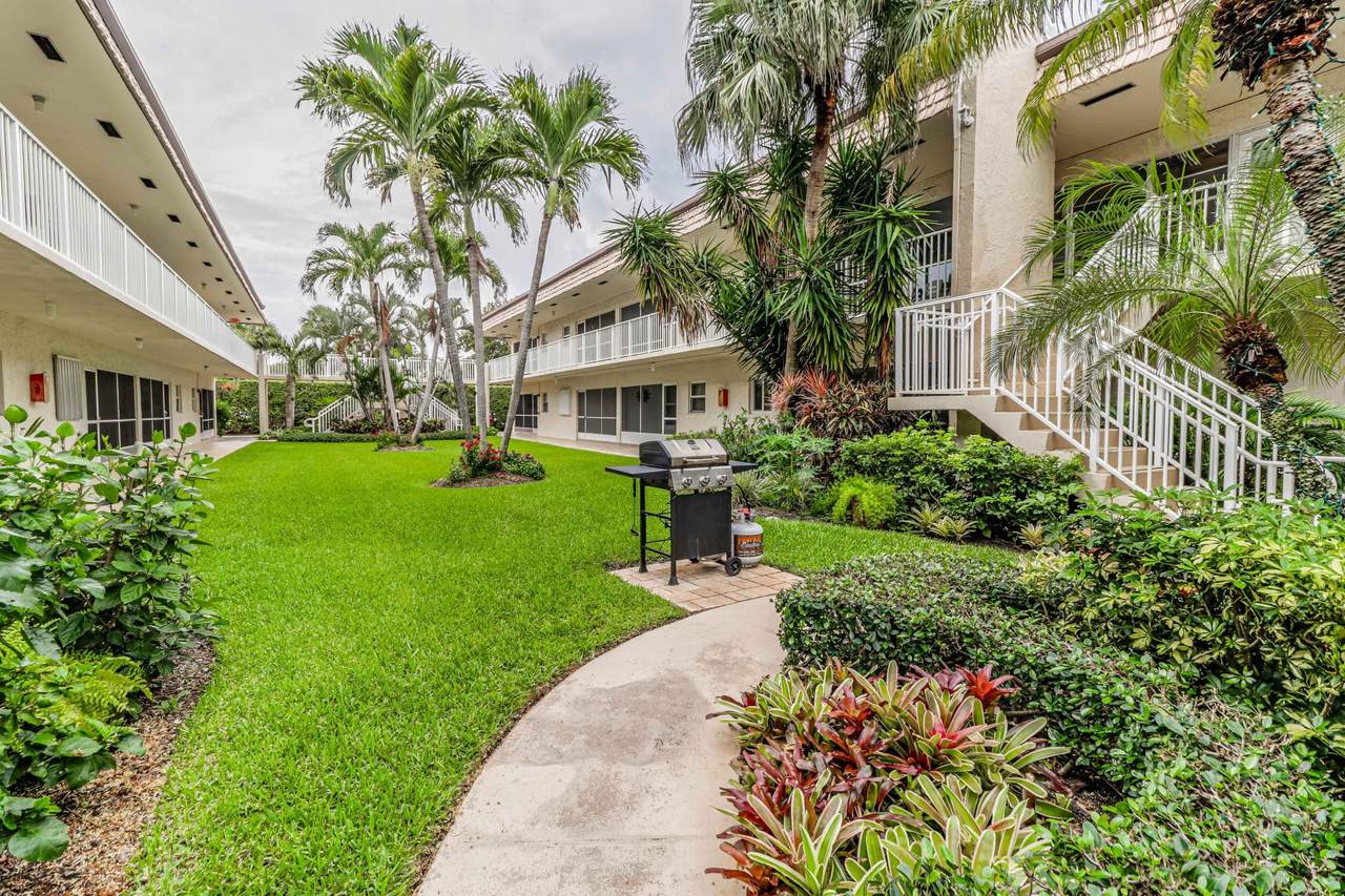 624 Snug Harbor Drive - Photo 1