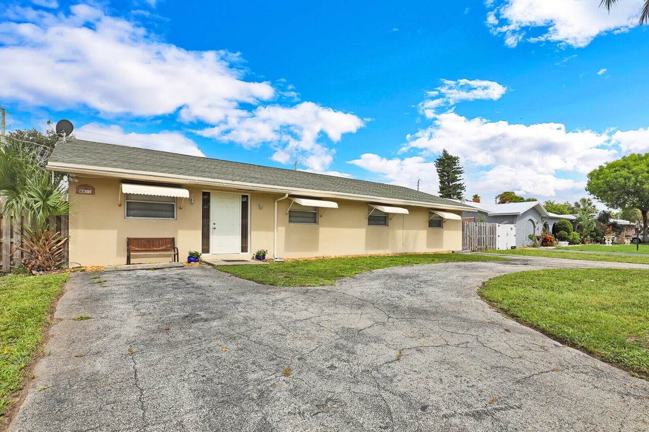 8811 Sunset Drive - Photo 1