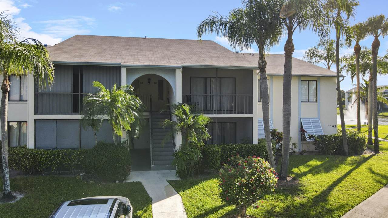 1102 Green Pine Boulevard - Photo 1