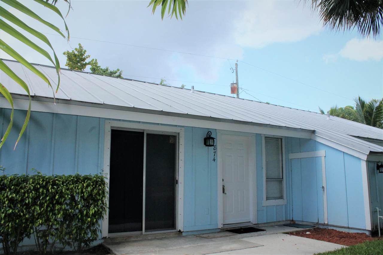 1874 Windsor Drive - Photo 1