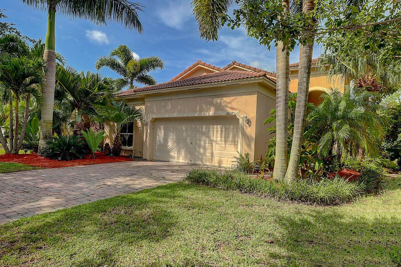 6018 Arlington Way - Photo 1