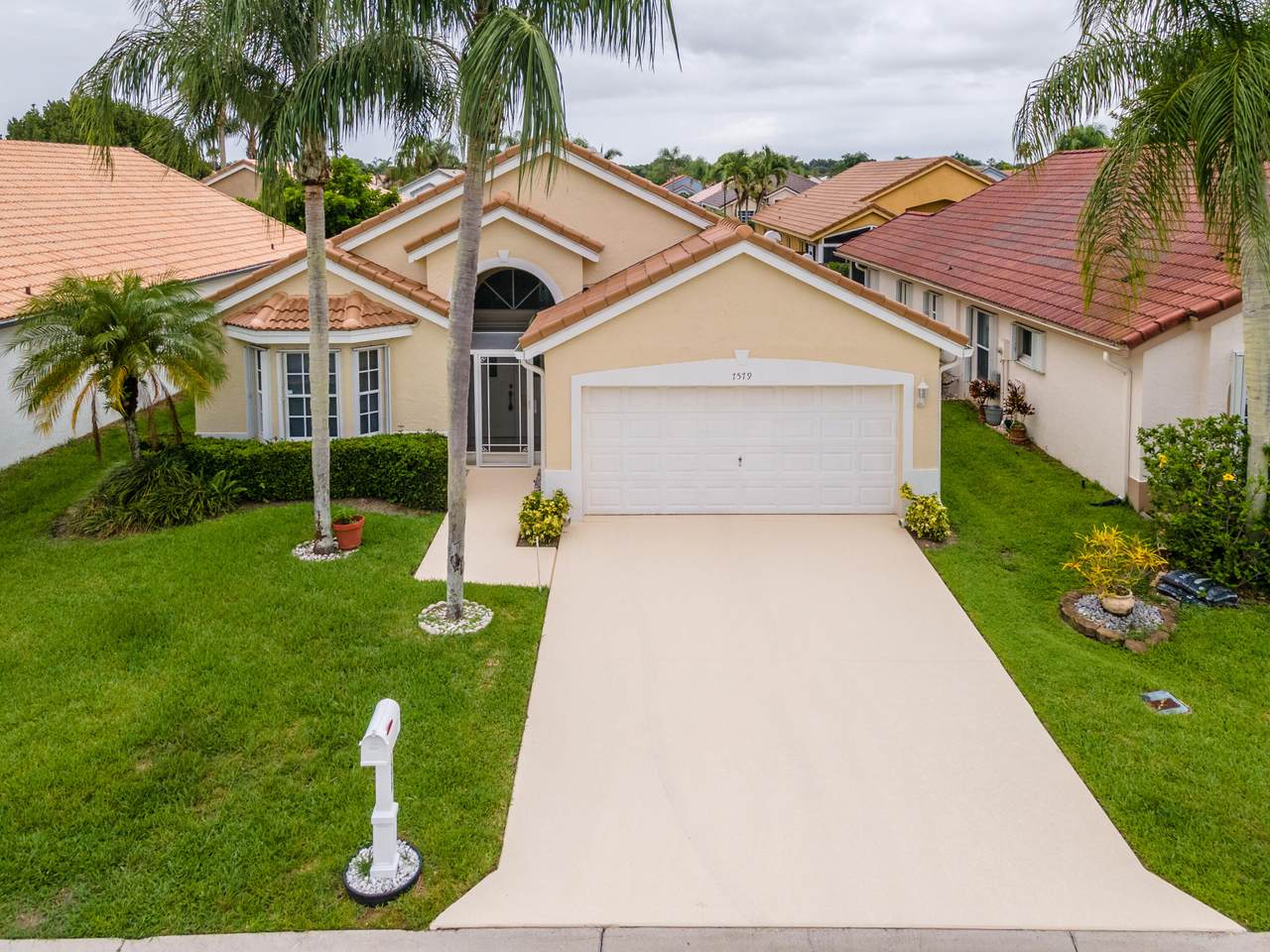 7579 Stirling Bridge Boulevard - Photo 1