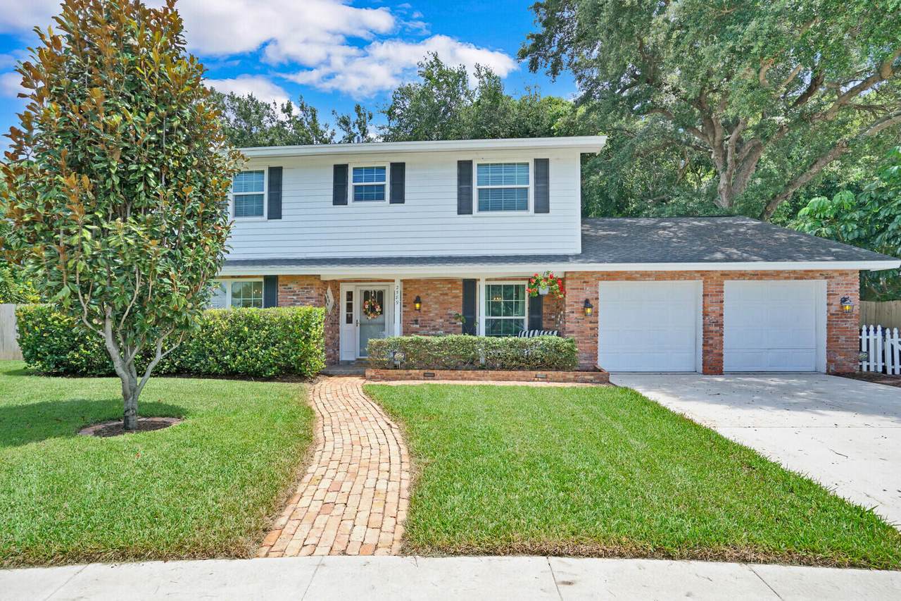 2589 Pepperwood Circle - Photo 1