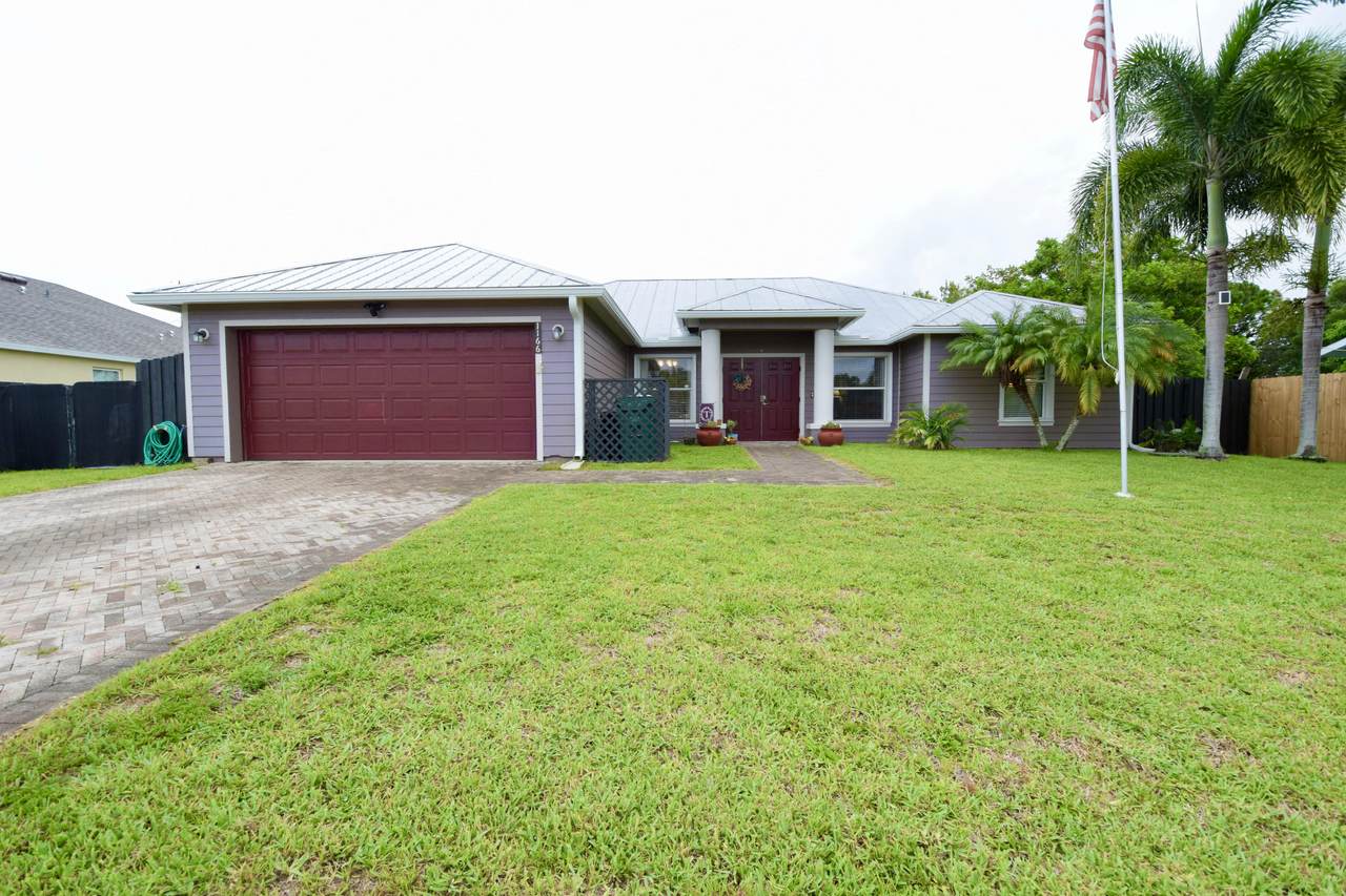 1166 Dorchester Street - Photo 1