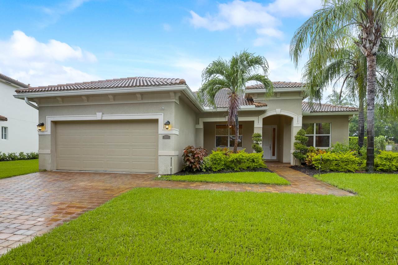 9509 Cobblestone Creek Drive - Photo 1