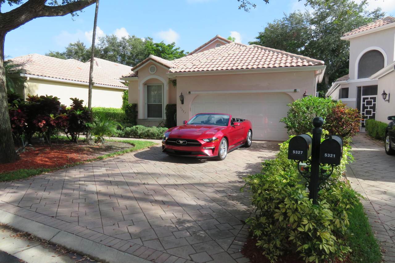 5327 Brookview Drive - Photo 1