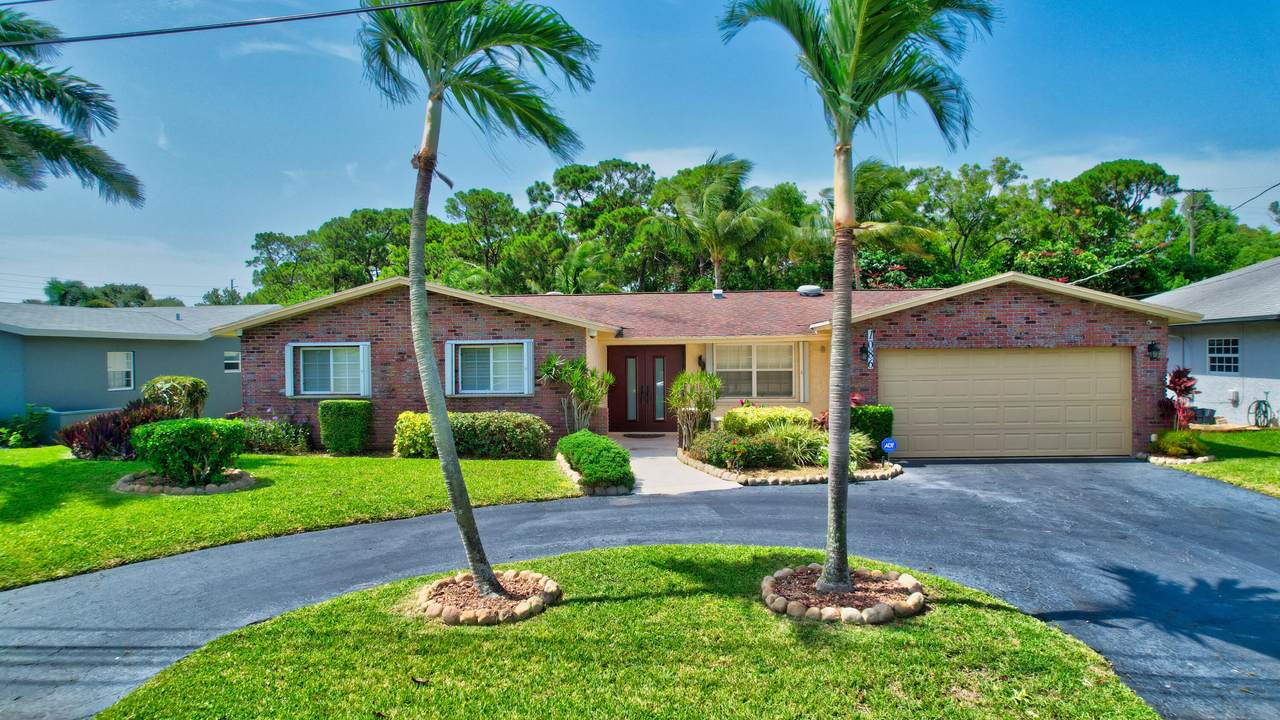 1086 28th Avenue - Photo 1